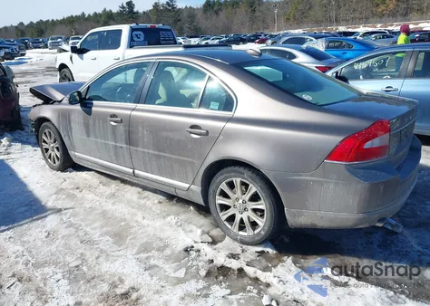 2011 Volvo S80 3.2 z USA, uszkodzony, nr VIN YV1952AS3B1138174